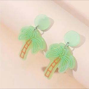 Coconut tree dangle earrings